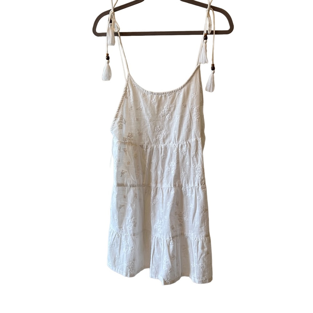 NWT C&C Calfornia Embroidered Floral White Dress/cover Up Beaded Tassels…
